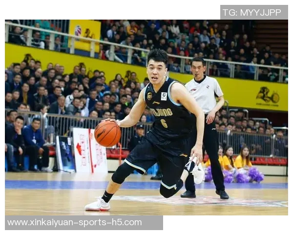 曾令旭分析勇士未来动向或将放弃追梦核心地位引发关注